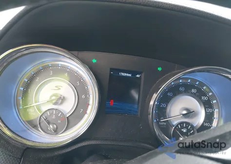 2014 Chrysler 300 300S from USA, damaged, VIN 2C3CCABGXEH221777